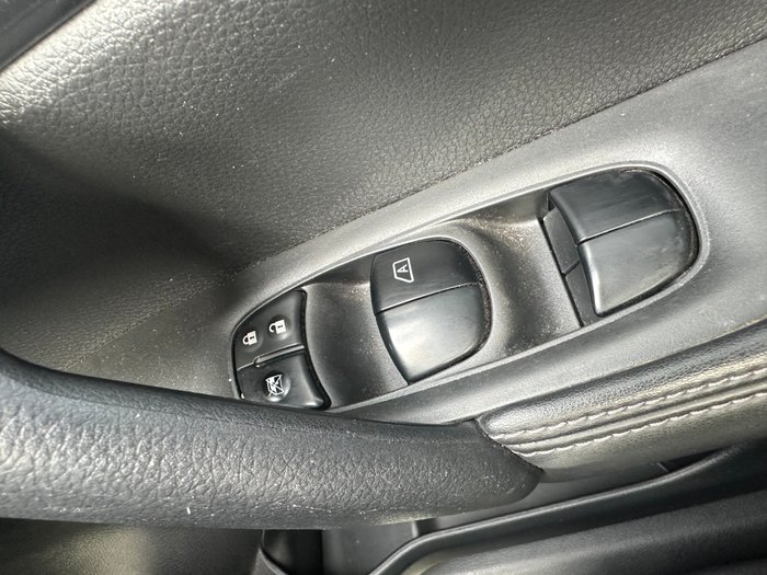 2020 Nissan X-TRAIL ST-L