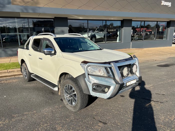 2018 NISSAN NP300