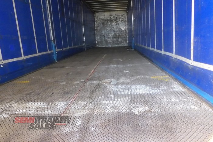 1999 Maxitrans 22 Pallet Curtainsider