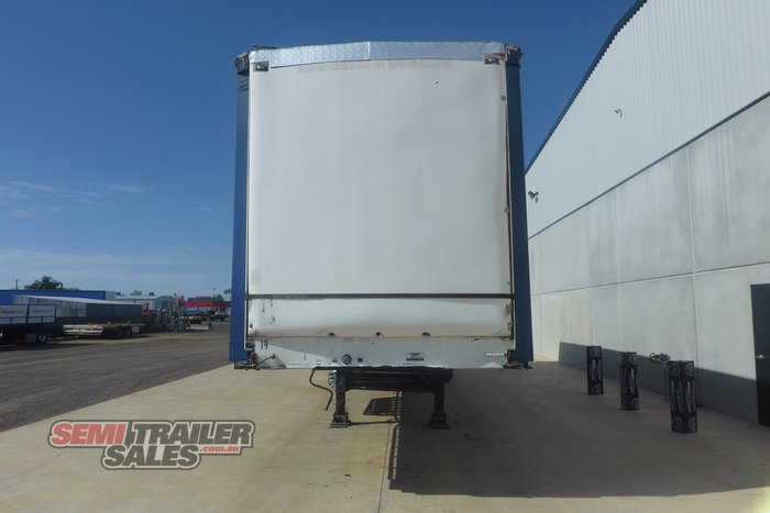 1999 Maxitrans 22 Pallet Curtainsider