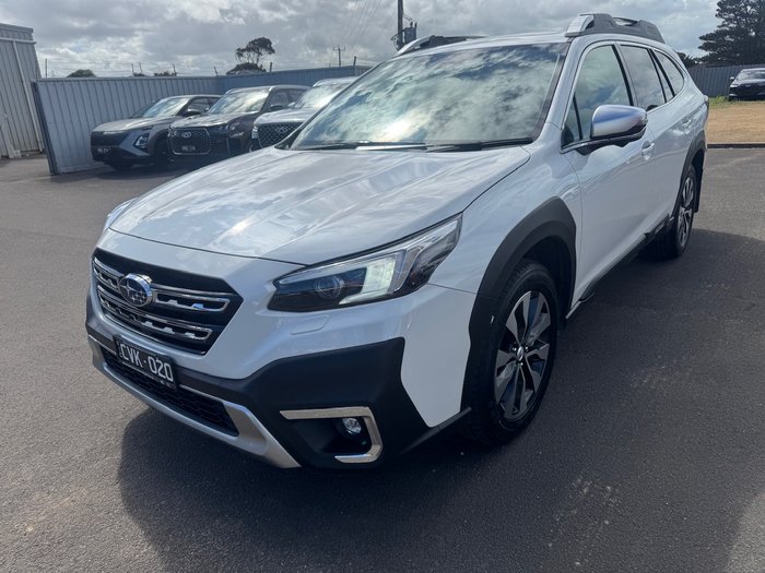 2024 Subaru Outback AWD Touring