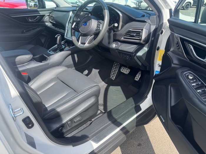 2024 Subaru Outback AWD Touring