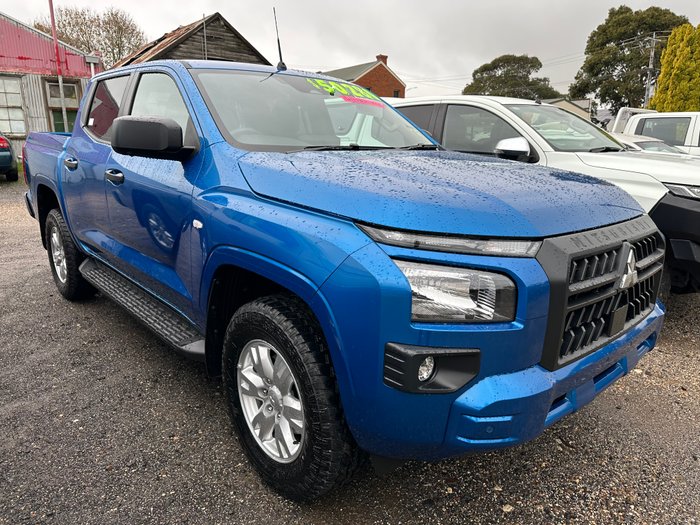 2026 Mitsubishi Triton GLX+