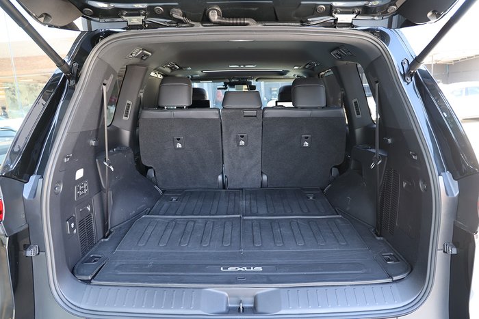 2025 Lexus LX600 LX600 Sports Luxury 3.5L Turbo Automatic Wagon 3D26040 001