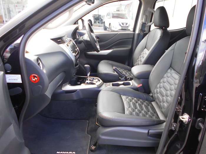 2025 Nissan Navara ST-X