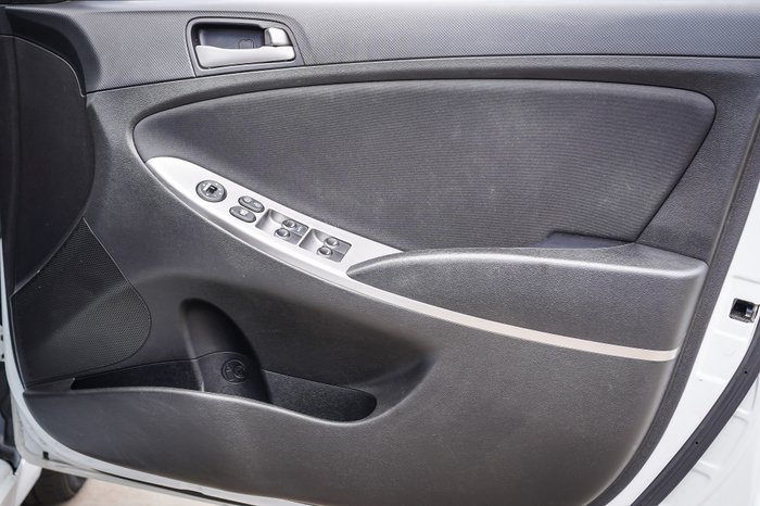 2018 HYUNDAI ACCENT SPORT