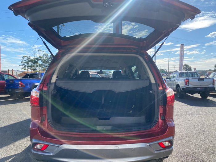 2018 ISUZU MU-X LS-T (4x2)