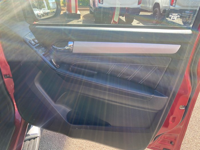 2018 ISUZU MU-X LS-T (4x2)