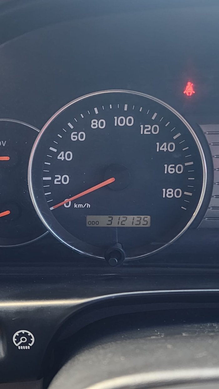 2003 Toyota Landcruiser Standard HZJ105R White