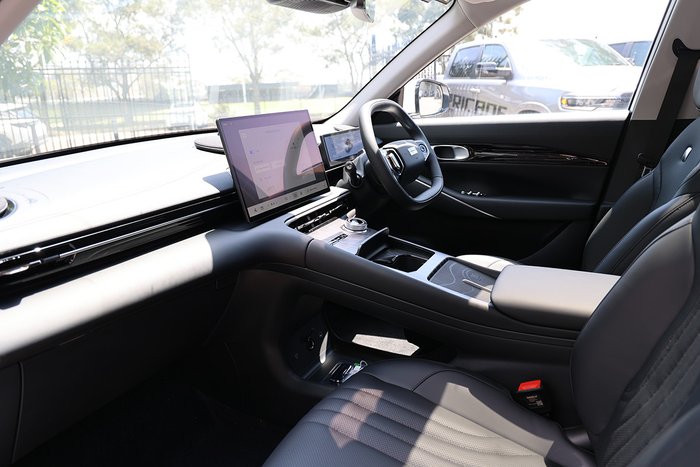 2026 Geely Starray Em-i