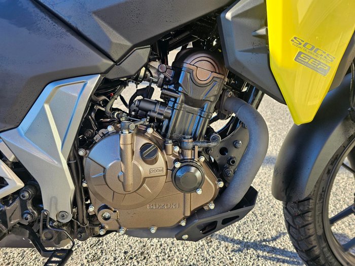 2024 S V-STROM 250SX Yellow