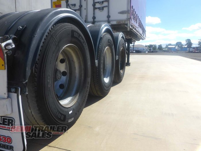 2006 Barker 12 Pallet Rollback Curtainsider A Trailer