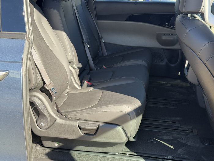 2026 Kia Carnival GT-Line