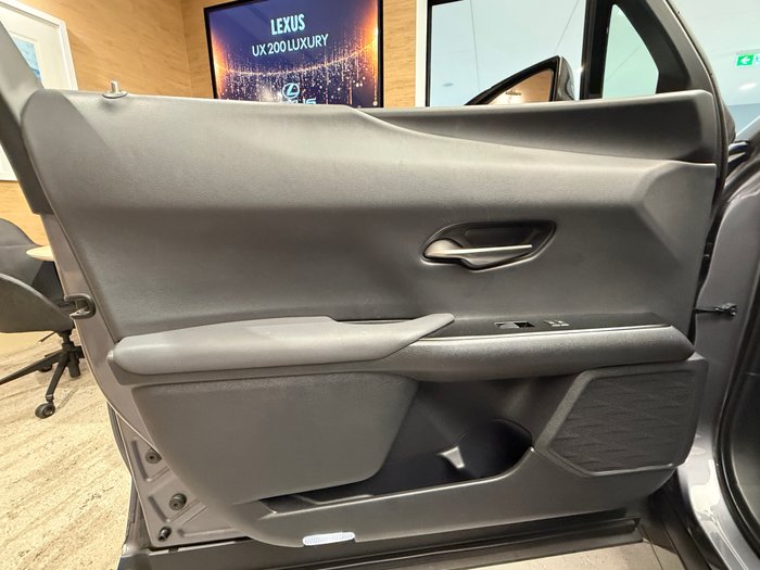 2019 Lexus UX200 Luxury 2.0L Petrol Auto CVT SUV