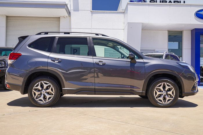 2025 Subaru Forester 2.5i