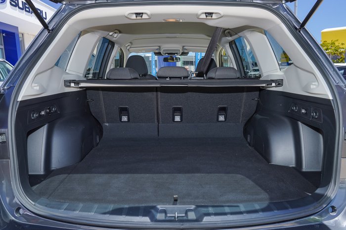 2025 Subaru Forester 2.5i