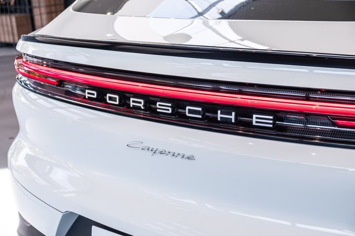 2023 Porsche Cayenne