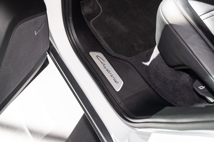 2023 Porsche Cayenne