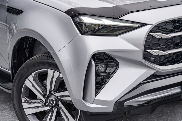 2025 Isuzu MU-X LS-T