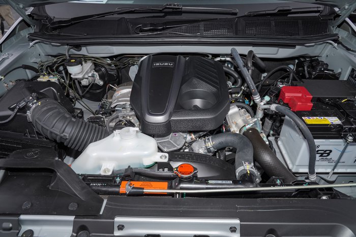 2025 Isuzu MU-X LS-T