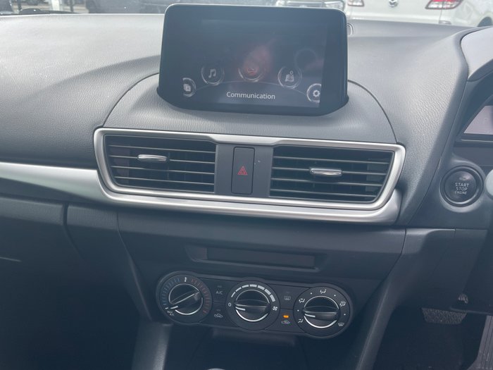 2017 MAZDA MAZDA3 MAXX