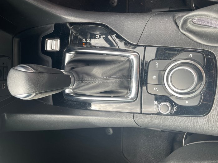 2017 MAZDA MAZDA3 MAXX