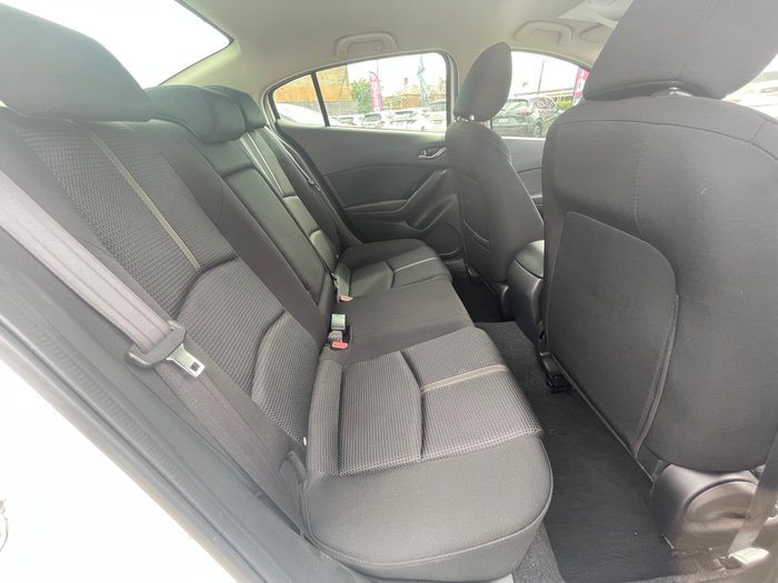 2017 MAZDA MAZDA3 MAXX