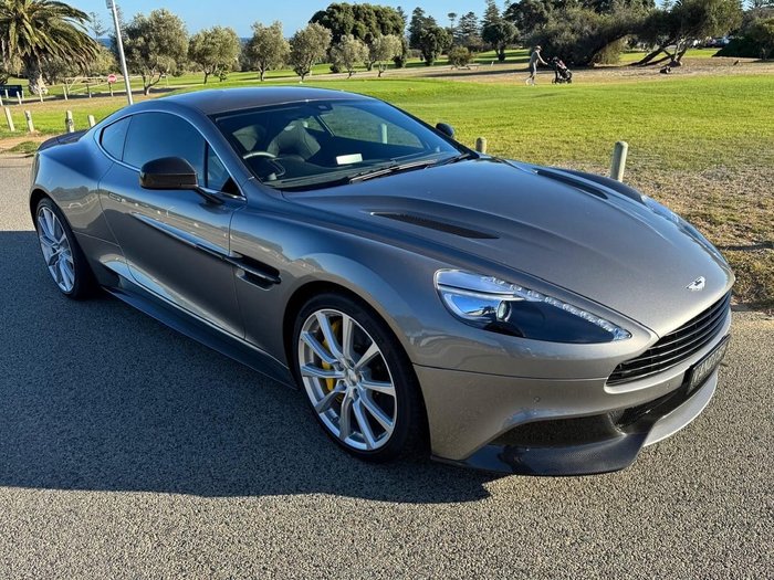 2013 Aston  Martin V12 Vanquish 