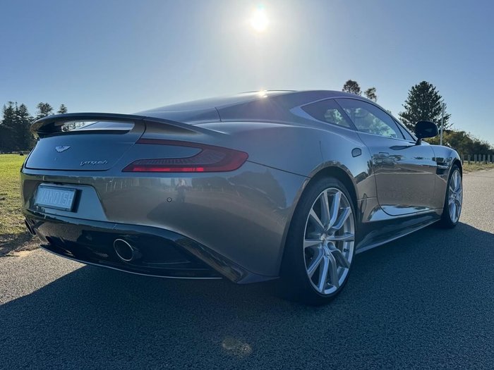2013 Aston  Martin V12 Vanquish 