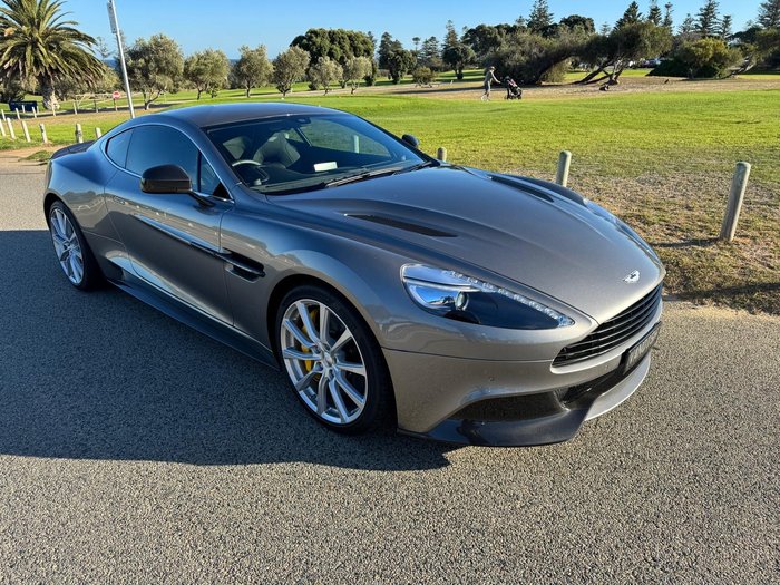 2013 Aston  Martin V12 Vanquish 