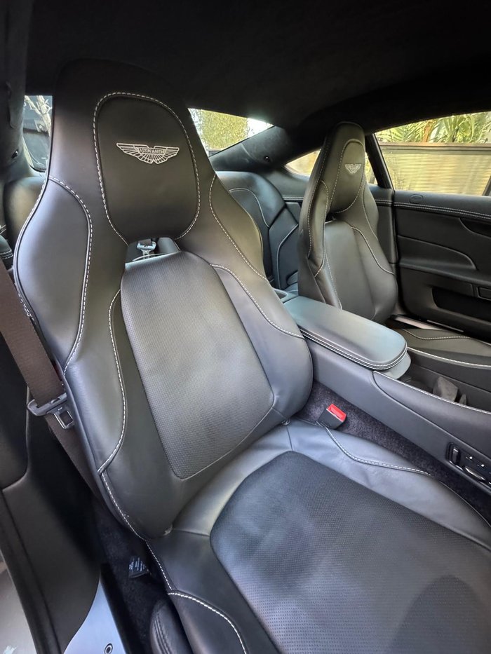 2013 Aston  Martin V12 Vanquish 