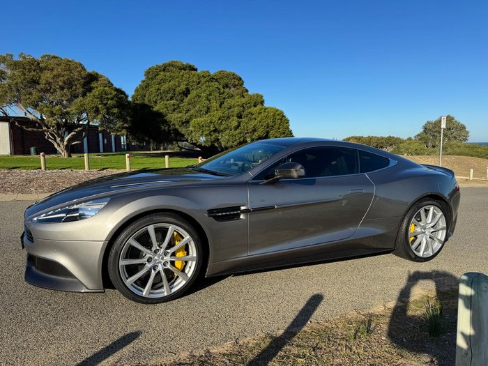 2013 Aston  Martin V12 Vanquish 