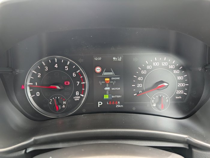 2025 SUZUKI SWIFT HYBRID GLX