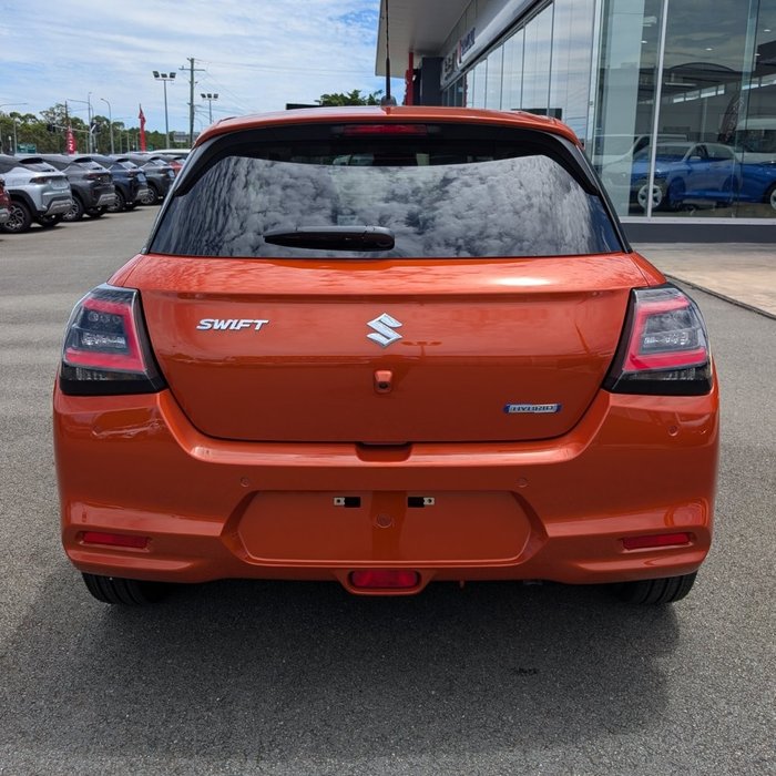 2025 SUZUKI SWIFT HYBRID GLX