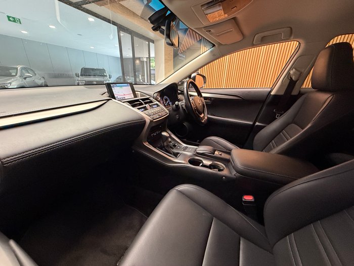 2016 Lexus NX300h Luxury 2.5L Hybrid CVT Wagon