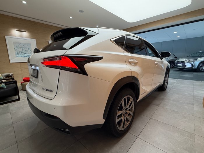 2016 Lexus NX300h Luxury 2.5L Hybrid CVT Wagon