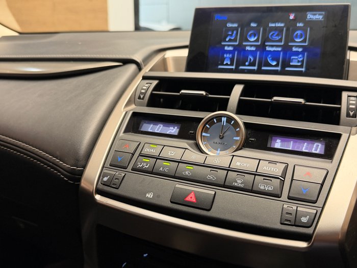 2016 Lexus NX300h Luxury 2.5L Hybrid CVT Wagon