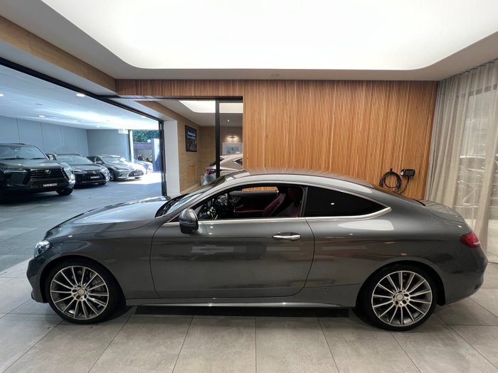 2016 MERCEDES-BENZ C300