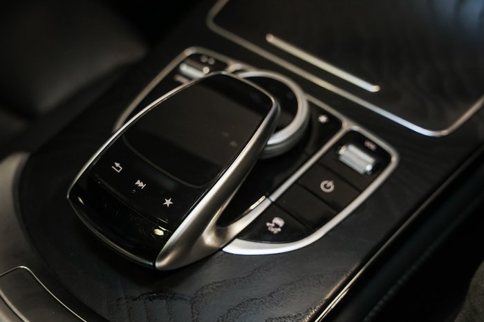 2019 Mercedes-Benz GLC-Class GLC250