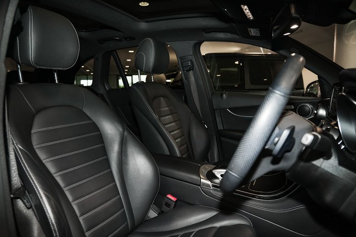 2019 Mercedes-Benz GLC-Class GLC250