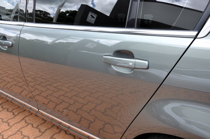 2014 HOLDEN CALAIS 2014 HOLDEN CALAIS  6 SP AUTOMATIC 4D SEDAN V6 