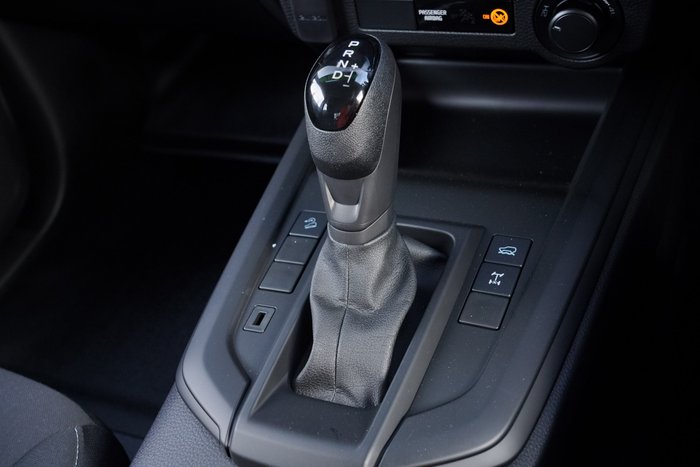2025 Isuzu D-MAX SX