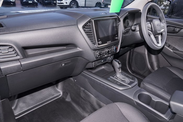 2025 Isuzu D-MAX SX