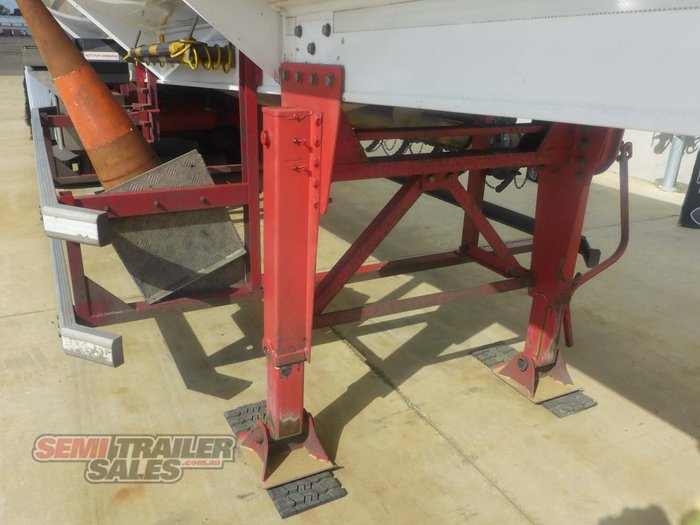 2013 Marshall Lethlean Tanker