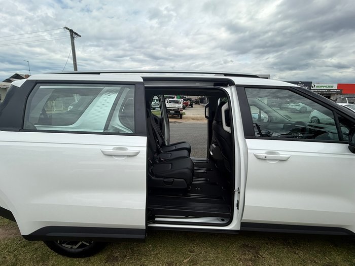 2025 Kia Carnival Sport