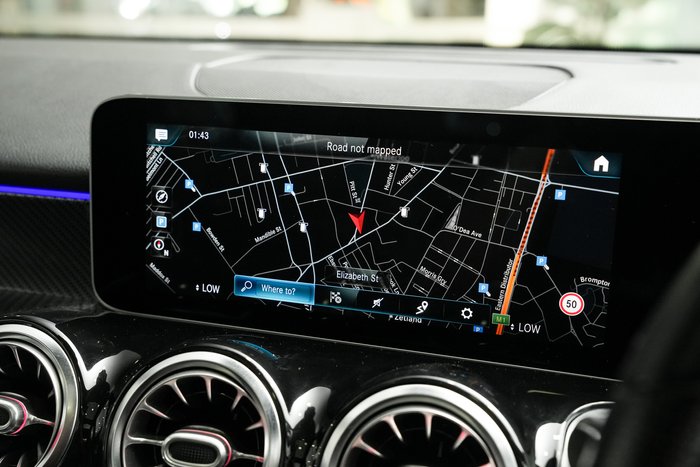 2021 Mercedes-Benz GLB-Class GLB200