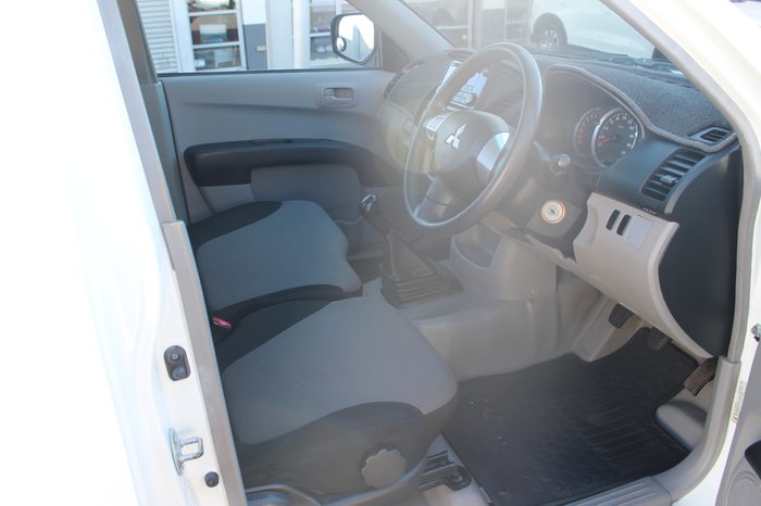 2014 Mitsubishi Triton GL