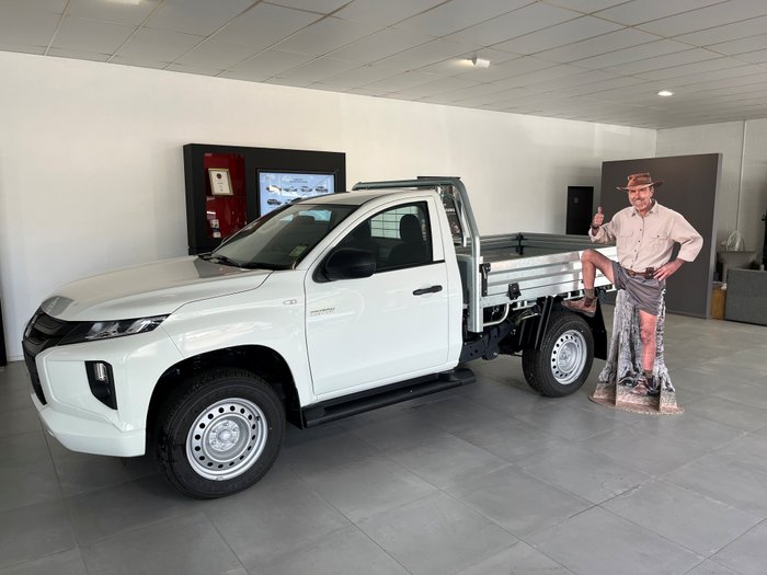 2024 Mitsubishi Triton GLX