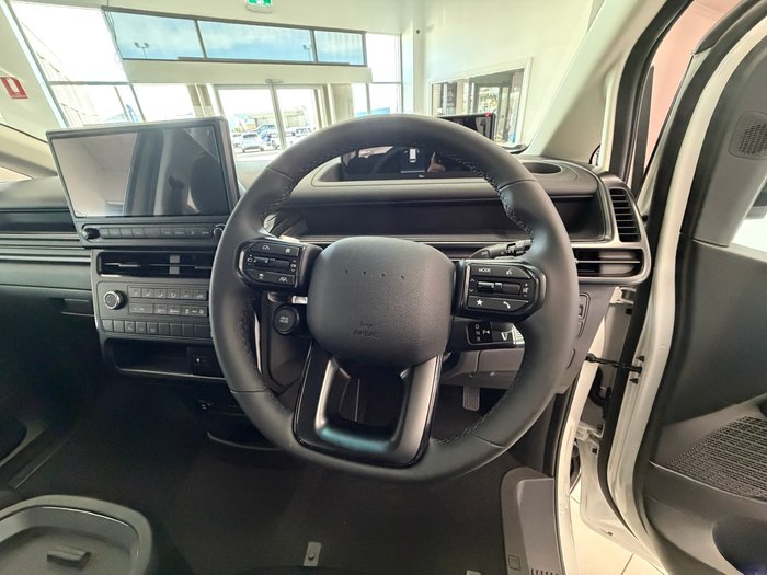 2026 Hyundai STARIA