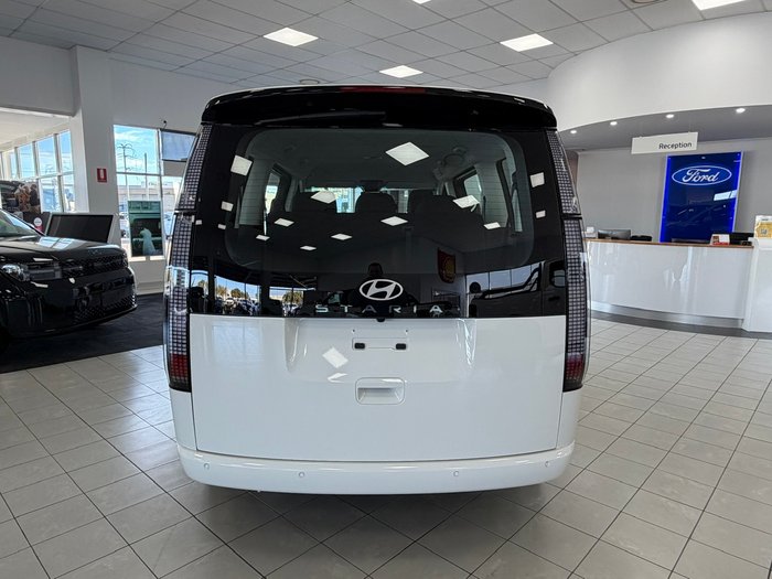 2026 Hyundai STARIA